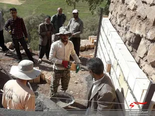 ساخت سرویس بهداشتی و حمام برای محرومین توسط گروه جهادی شهید حججی
