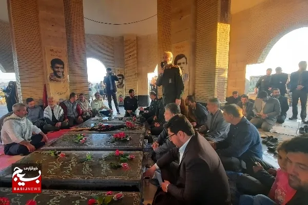 کاروان پیاده راهیان حرم مطهر امام(ره) وارد میانه شد