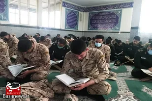 محافل انس با قرآن در طول سال برگزار شود