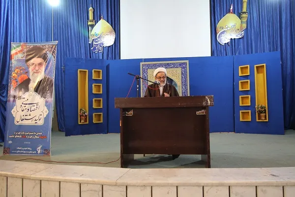 آداب و احکامی که دین اسلام برای تغذیه بیان کرده است انسان را بسوی زندگی سالم‌تر رهنمون می‌سازد