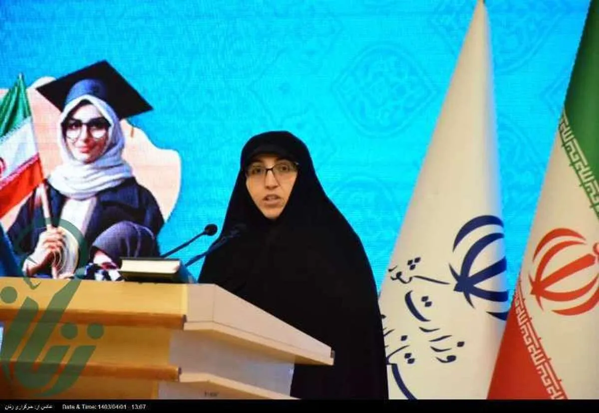 ستاری نوید
هدف از برگزاری کنگره بانوان تاثیرگذار معرفی الگوی سوم زن مسلمان به نسل جدید
