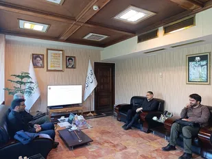 در دیدار با رئیس مرکز پژوهش&zwnj;های مجلس؛ تأکید کیخا بر بازتعریف جایگاه اقتصاد دانش&zwnj;بنیان در اقتصاد ملی