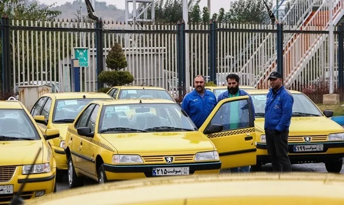 تاکسی داران گلستان ۳۰۰ میلیون وام دریافت می‌کنند
