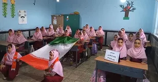 برگزاری مراسم بزرگداشت شهدای دانش آموزمیناب درهندیجان