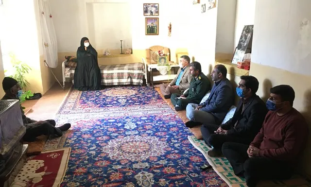 دیدار با خانواده معظم شهید دانش آموز
