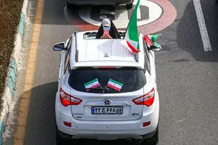 راهپیمایی جشن پیروزی انقلاب در ۱۱ شهر استان یزد خودرویی شد