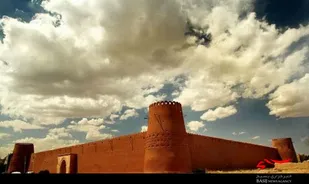 ارگ گوگد گلپايگان دومین بنای خشتی و گلی ایران+ تصاوير