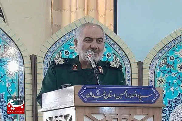 سپاه باید در تحقق شعارسال پیش قدم باشد/روز قدس امسال باید بسیار پر رنگ‌تر برگزار شود