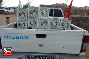 توزیع 50 بسته کمک معیشتی بین نیازمندان روستاهای حاشیه شهر زاهدان