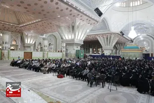 گردهمایی عظیم روشنگران بسیج در حرم امام خمینی (ره)؛ احیای گفتمان مقاومت در مکتب روح&zwnj;الله