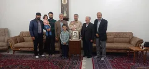 دیدار اعضای ستاد یادواره شهدا شهر رویان با خانواده سردار شهید حسن عامری+ تصاویر