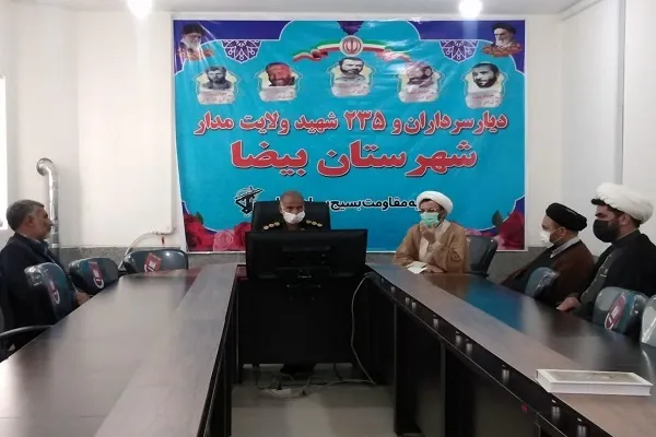 روحانیون جهت ایفای نقش هدایت گری در مساجد اقدام کنند