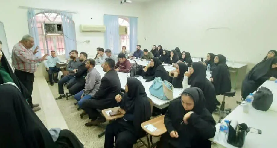 برگزاری کارگاه توانمند سازی مسؤلین فرهنگی هنری کانون‌های بسیج هنرمندان استان خوزستان