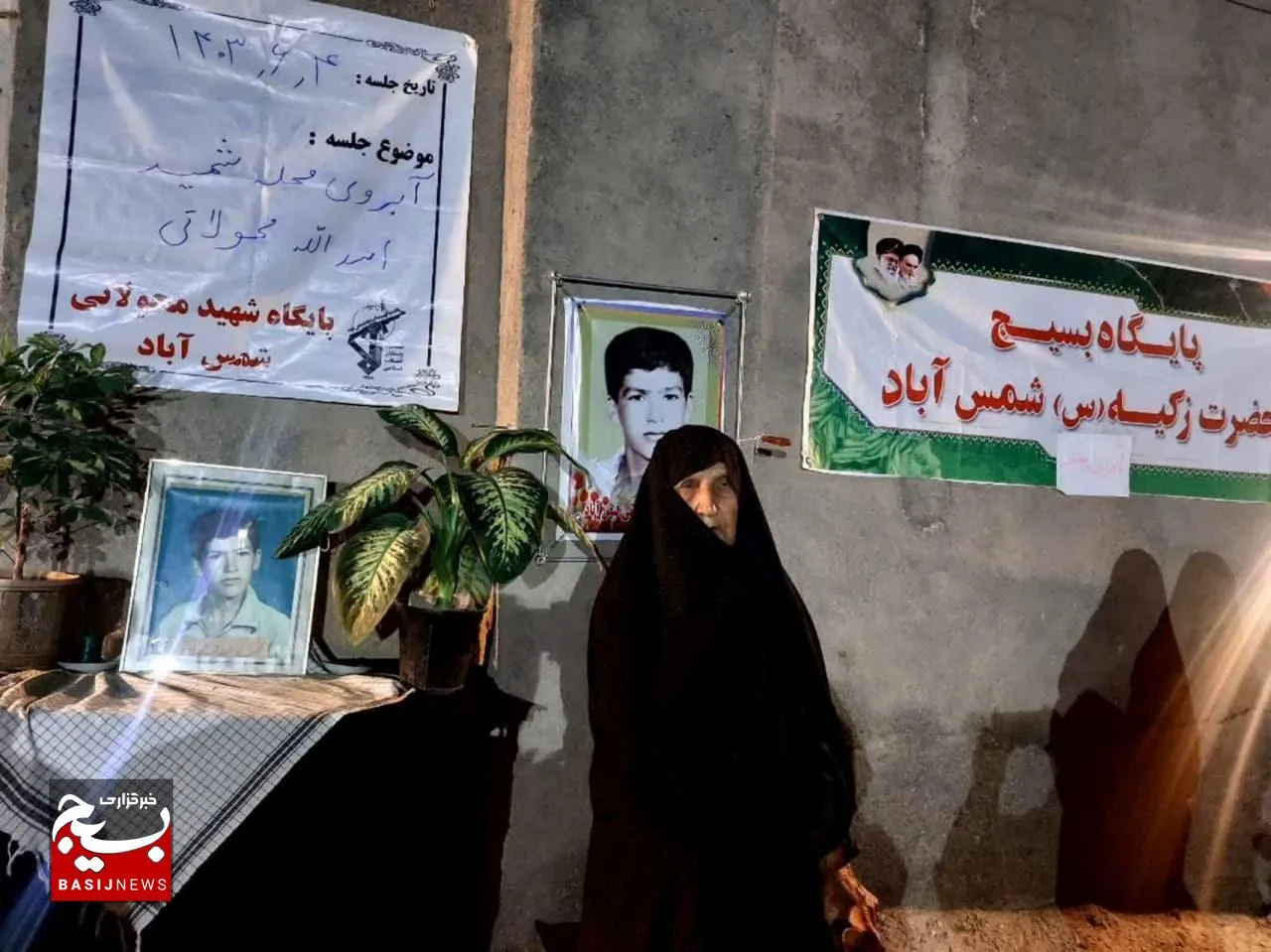 محفل معنوی آبروی محله یادبود شهیدان در مه ولات همزمان با هفته دولت+تصاویر
