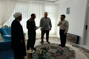 آیین تجلیل از پیشگامان و خادمان کلام وحی در کبودراهنگ برگزار شد+تصاویر