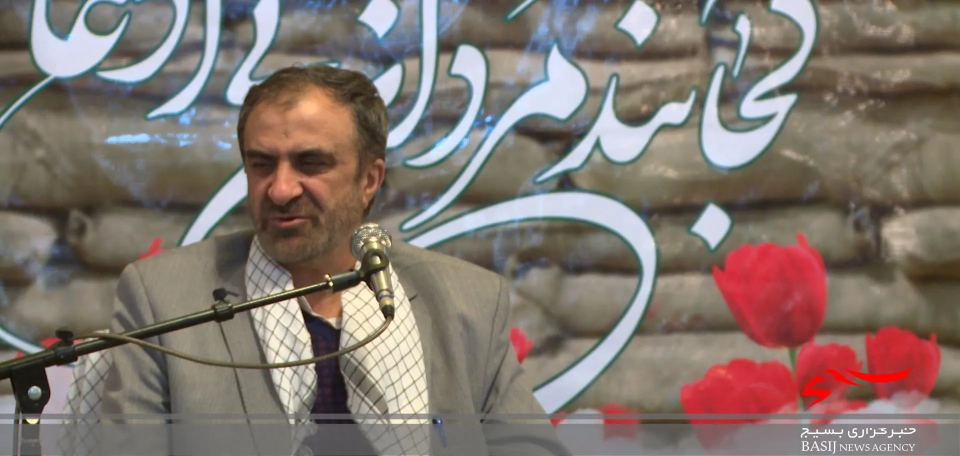 تجدید پیمان استاندار بام ایران با شهدا