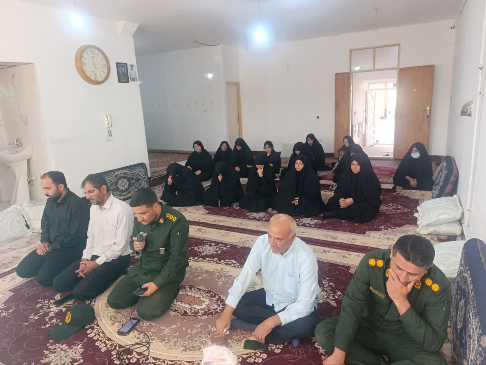 روایت ایثار در کوی شهیدان؛ برگزاری یادواره خانگی سردار شهید «محمود رشنو» در رومشکان روایت ایثار در کوی شهیدان؛ برگزاری یادواره خانگی سردار شهید «محمود رشنو» در رومشکان