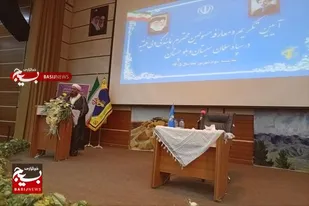 وحدت عامل اصلی شکست دشمن است