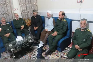 دیدار فرمانده نیروی زمینی سپاه با خانواده شهید سجاد شهرکی