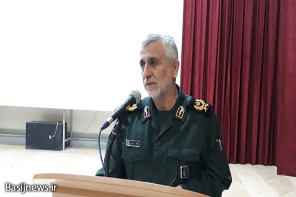 فعالیت ۵۰ گروه جهادی دانشجویی برتر کشوری در همدان/ دشمن با تمام امکانات رسانه‌ای به دنبال مدیریت افکار عمومی است