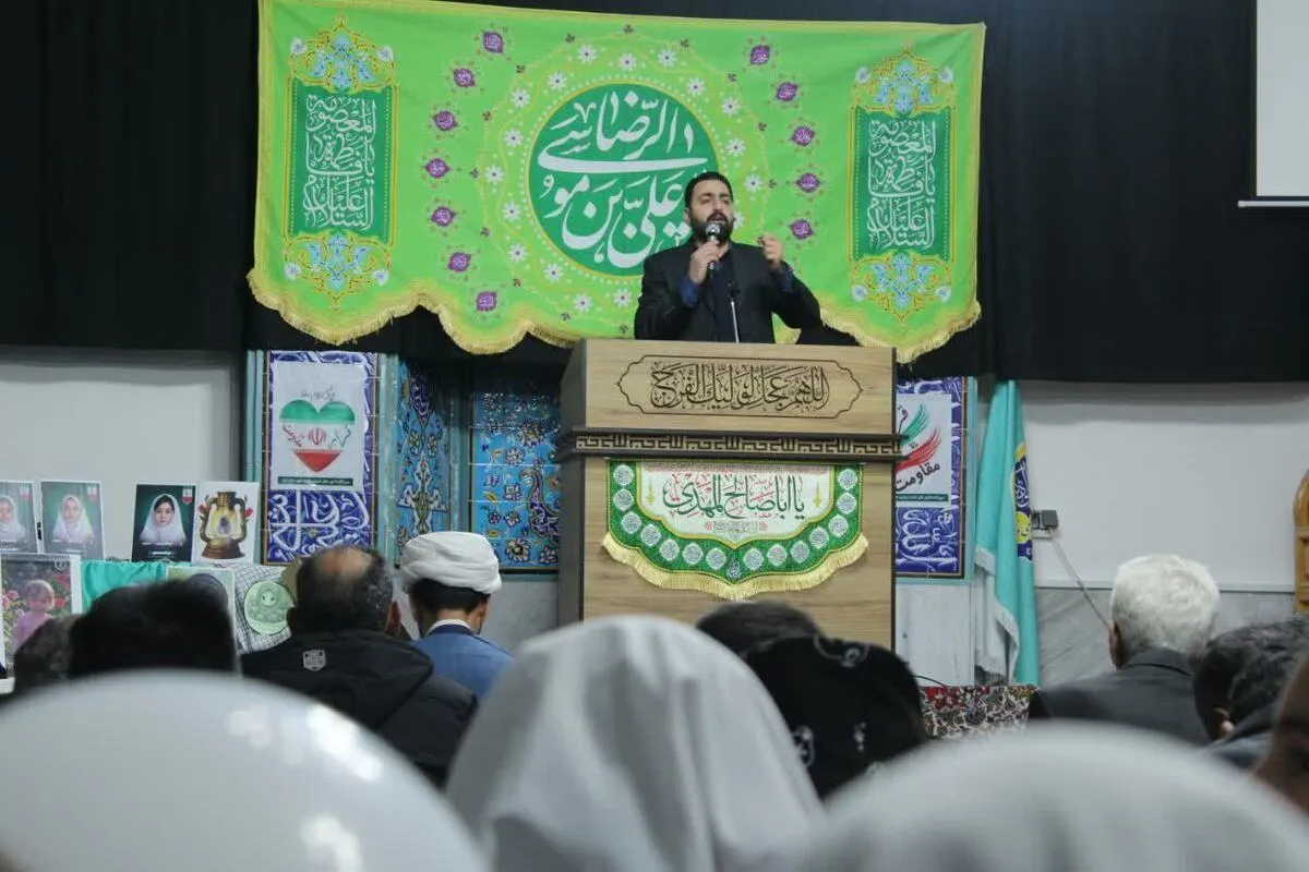 ایمان و اعتقاد به وعده الهی لرزه بر اندام دشمنان انداخته است/امروز خط مقدم ملت ایران خیابان است