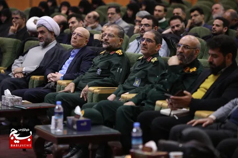 اولین نشست هم اندیشی هیئت رئیسه مجمع عالی و مجامع بسیجیان سپاه های استانی