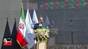 همه باید برای تعلیم و تربیت فرزندان این خاک بکوشیم