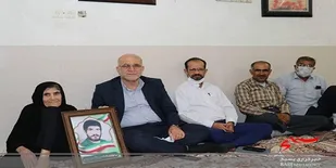 دیدار با خانواده &zwnj;شهدا مهم&zwnj;ترین توفیق مسئولان است