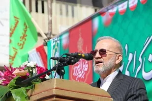 رمز پیروزی انقلاب، پیروی از مکتب اسلام و رهبری است