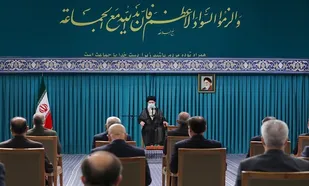 رئیس&zwnj;جمهور و اعضای هیأت دولت با رهبر معظم انقلاب دیدار کردند