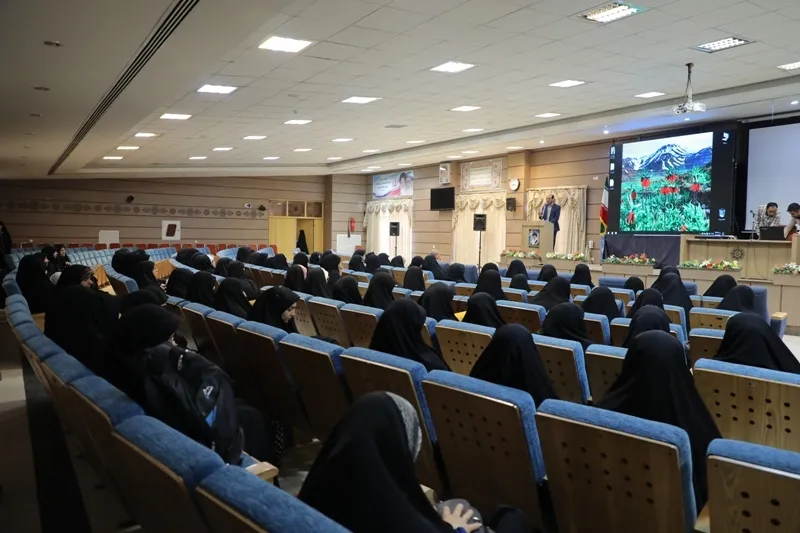 برگزاری اولین کارگاه فرهنگیاران فاطمی در سپاه قمربنی هاشم(ع)