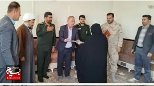مسئول نمایندگی ولی&zwnj;فقیه در سپاه سردشت با خانواده شهید کریور دیدار کرد