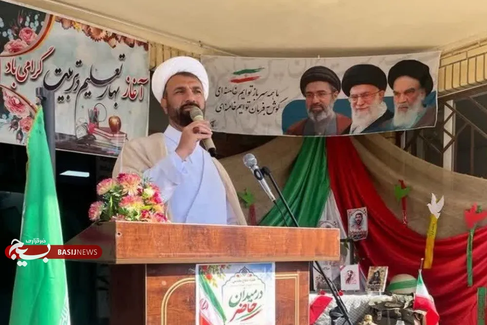 آمریکا با «فکر و دانش» ایران مخالف است / دشمن مراکز علمی و نخبگان را هدف قرار می‌دهد