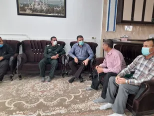 بازدید فرمانده سپاه ناحیه ایوان از خانواده ایثارگران و آزادگان