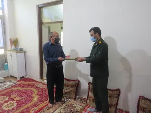 شهداء بهترین الکو برای جوانان هستند