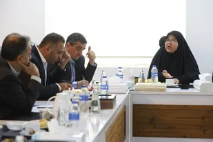 منطقه آزاد اروند محور تجارت و تولید صنعتی برای رونق خوزستان باشد