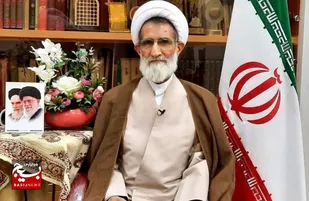حلول سال نو را عمیقاً به همه هم استانی&zwnj;های خوبم تبریک عرض می&zwnj;کنم