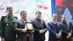 اولین جشنواره اعطای نشان مقاومتی استان یزد برگزار گردید.