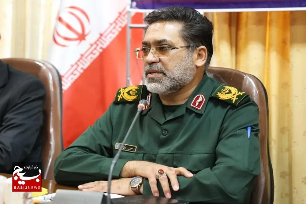 اساتید بسیجی فرماندهان خط مقدم جنگ شناختی و معماران تمدن نوین اسلامی هستند