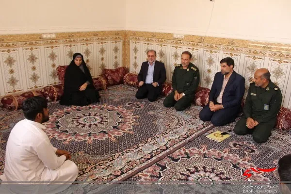 تجلیل از خانواده شهدا در «چابهار»