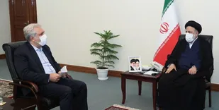 دیدار مونسان با رئیس&zwnj;جمهور برگزیده/ رئیسی: باید از فعالان حوزه گردشگری به شکل مؤثرتری حمایت شود