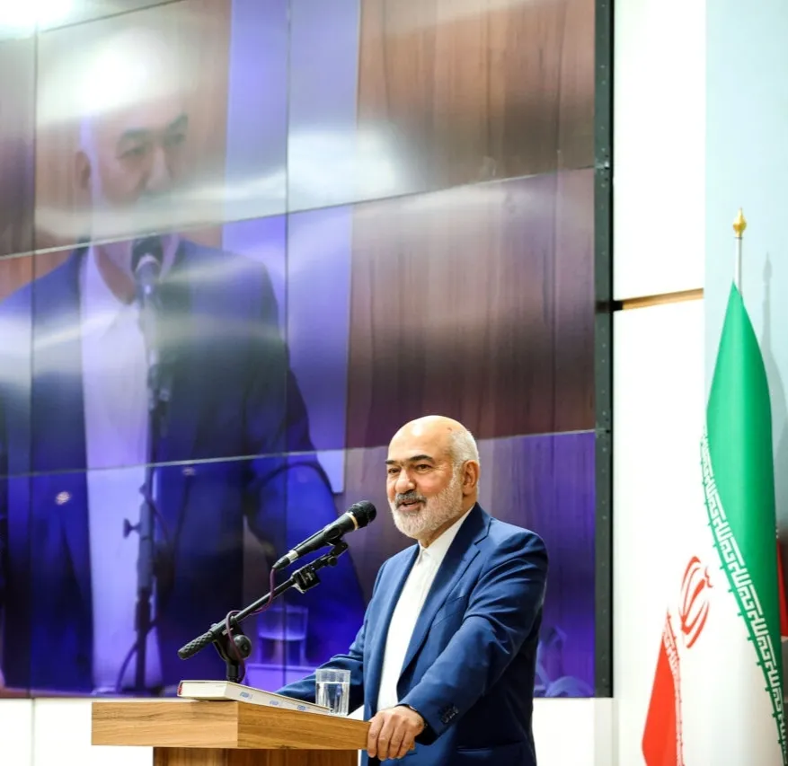 استاندار خوزستان: توسعه آموزش فنی و هنرستان‌های جوار صنعت، رمز پیشرفت در اشتغال است