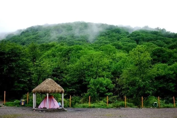 برپایی چادر در محور ناهارخوران ممنوع است