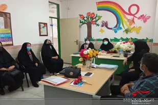 تقدیر از معلمان مجتمع بصیرت روستای مومن آباد در سرخه