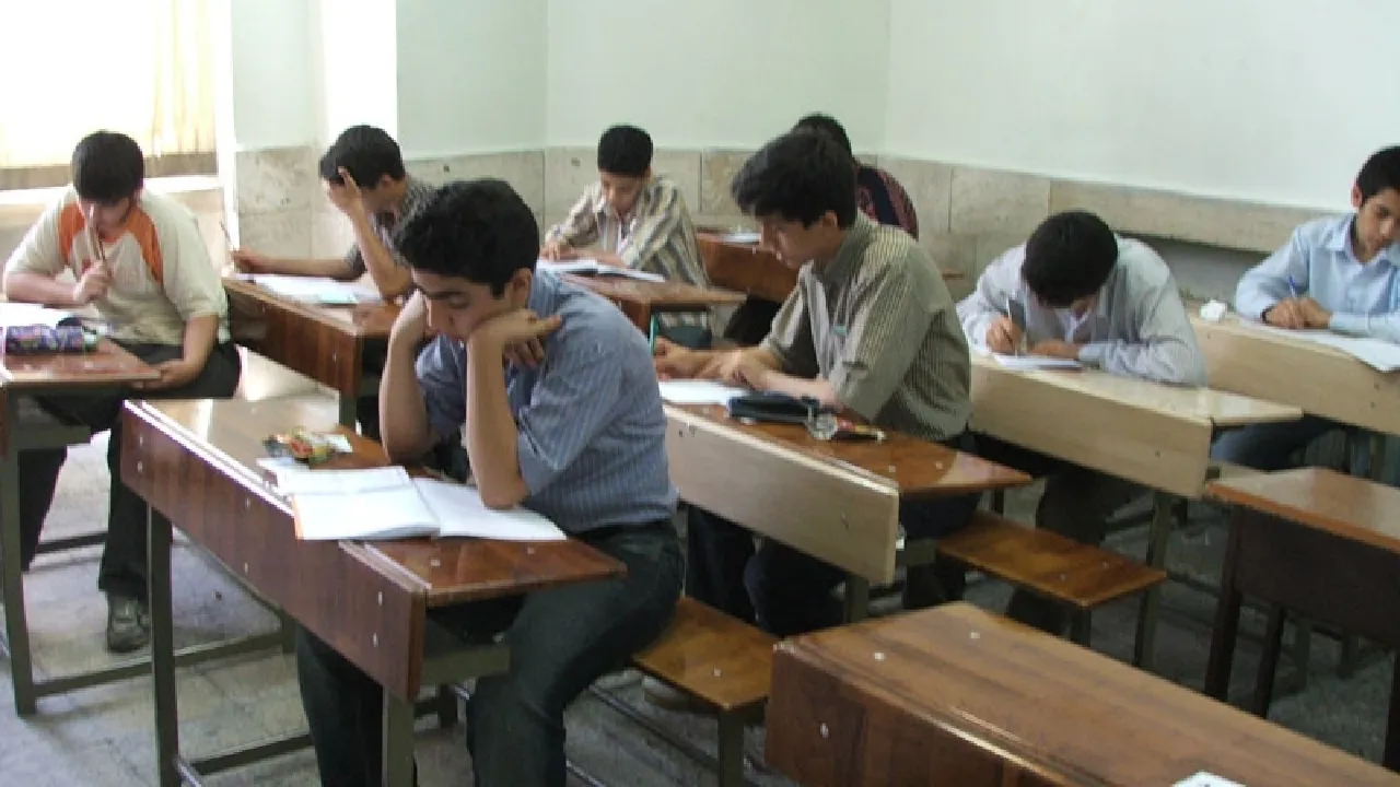 تغییر کاربری ۴۰۰ هکتار از اراضی اندیمشک طی ۸ سال گذشته