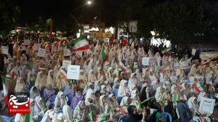 برگزاری جشن تکلیف ۶۰۰ دختر نیشابوری در اجتماعات شبانه