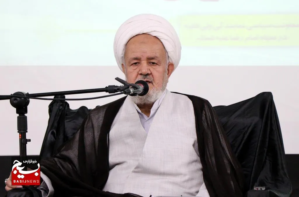 تبدیل تهدیداتِ قطعی انقلاب اسلامی در منطقه غرب آسیا، به فرصت/ایران در حال درخشش در عرصۀ جهانی است