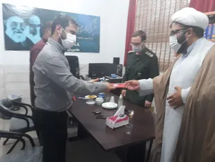 خبرنگار انقلابی با کشف حقایق و بیان مشکلات مردم روح امید در جامعه ایجاد کند
