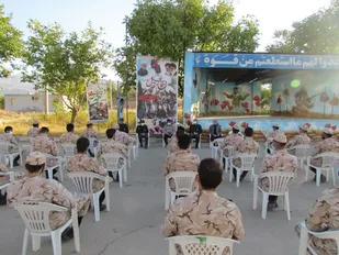 تجلیل از سربازان نمونه سپاه در فارسان
