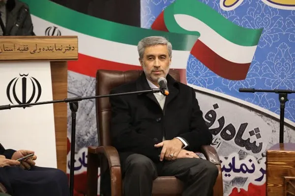 امام (ره) مکتب اسلام و قرآن را زنده کرد/باید وحدت و انسجام  خود را حفظ کنیم